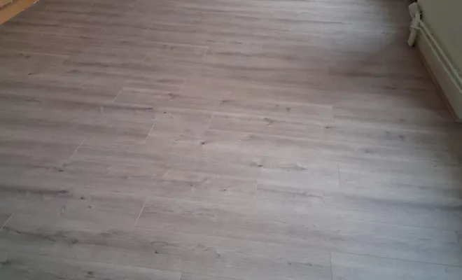 Pose de parquet dans une sous préfecture, Nevers, Décors Sols Plafonds